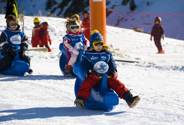 Servicios para niños en las estaciones de esquí de Aramón
