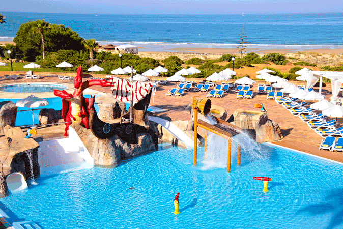 Iberostar-hotel-piscinas-barcopirata-andalus