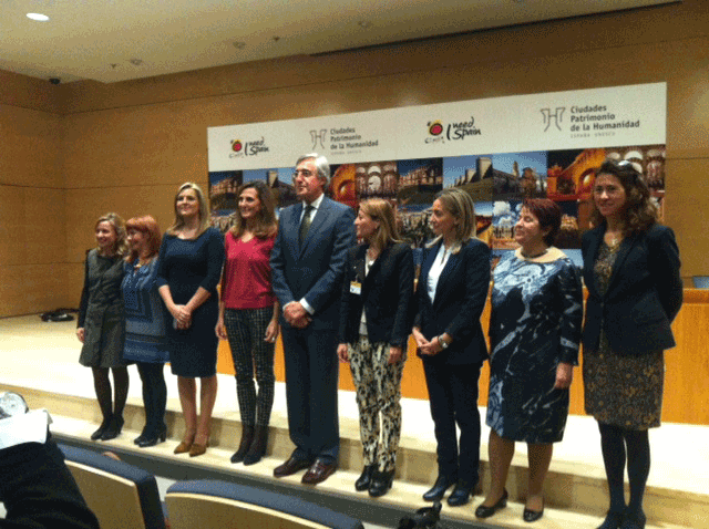 Alcaldesas de Ciudades Patrimonio de la Humanidad con la directora general de Turespaña Marta Blanco
