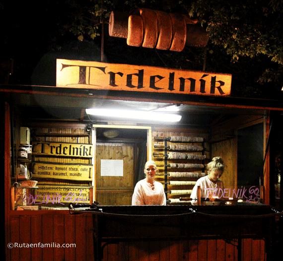 Praga-Trdelnik-©Rutaenfamilia