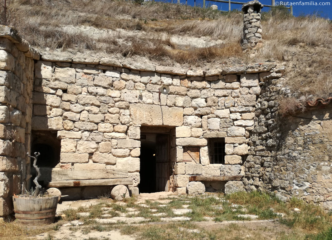 Casa-cueva-en-Dueñas