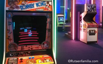 Game on, la exposición para jugar con tus hijos a los videojuegos de tu infancia