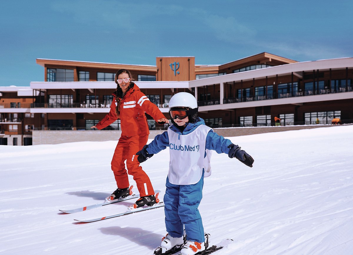 Clases_de_esquí_y_snowboard_en_Club_Med