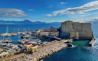 Castel dell’Ovo y Vesubio en Nápoles con niños