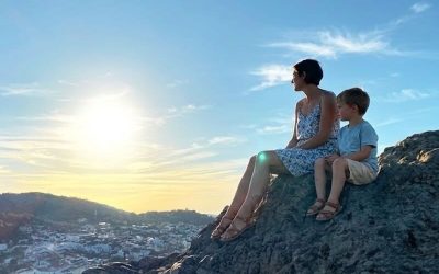 Sierra, cuevas y botas camperas: escapadas rurales en Huelva para ir con niños