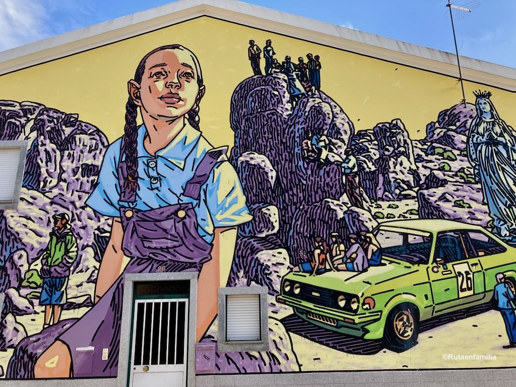 mural de niña trabajadora industria textil Covilhã