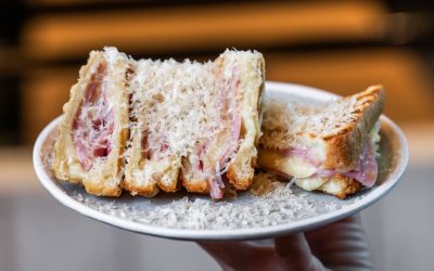 Sandwiches, milanesas y mucho más: dónde llevar a adolescentes que siempre tienen hambre