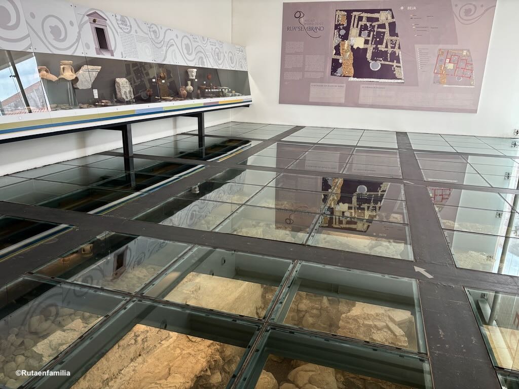 Restos de las termas romanas de Beja