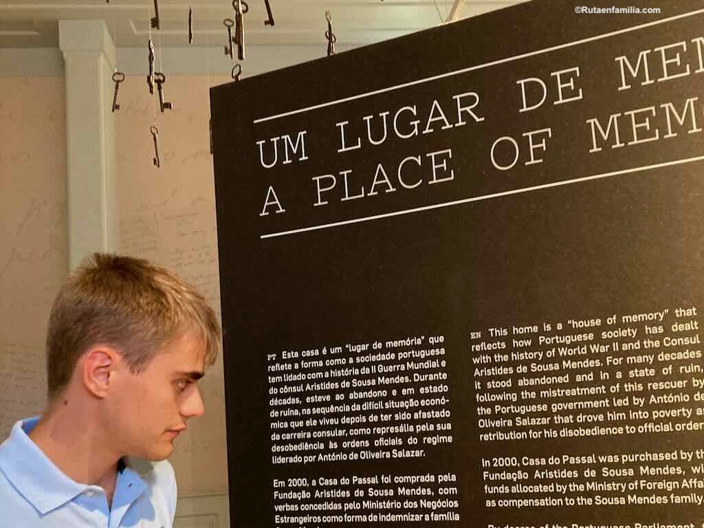 Llaves colgadas en el museo Aristides de Sousa Mendes